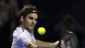 Roger Federer lọt vào bán kết ở Basel