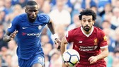 Rudiger (trái) đã bỏ Salah vào trong túi