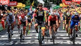 Dylan Groenewegen cũng đã lập cú đúp