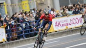 Vincenzo Nibali trên đường đua