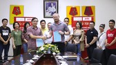 Buổi lễ ký kết giữa Công an Cửa khẩu Tân Sơn Nhất và Tập đoàn FLG Việt Nam