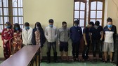 Những người vào quán karaoke Bảo Bảo hát trong khi có lệnh cấm tập trung đông người. Ảnh: Công an Thanh Hóa
