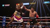 Pacquiao trong trận đấu với Broner