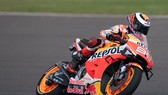 Marquez quá nhanh trên đường đua
