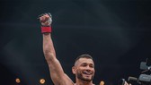 Võ sĩ 8 múi Makhmud Muradov