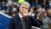 HLV Arsene Weger vẫn lúng túng vì chấn thương vài trụ cột