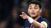 Thiago Silva dọa PSG
