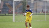 Tiền đạo trẻ Tuyết Ngân