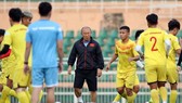 Thầy trò đội tuyển U22 Việt Nam sẽ hội quân vào đầu tuần sau. Ảnh: Anh Khoa