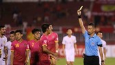 Trọng tài Ngô Duy Lân được chuyển sang làm trọng tài bàn vào giờ chót.