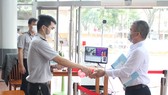 Máy Kiểm soát đo thân nhiệt từ xa tại trung tâm hành chính thành phố Đà Nẵng