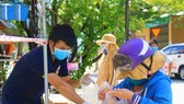 Đây là hoạt động được nhóm từ thiện hướng đến giúp đỡ người dân theo danh sách những hộ nghèo, hộ khó khăn trên địa bàn thành phố