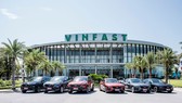 Sau chưa đầy 6 tháng có mặt trên thị trường, 3 dòng xe ô tô đầu tiên của VinFast đã nhận được hơn 17.000 đơn đặt cọc mua hàng