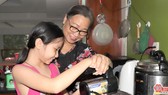 Giữ lửa hạnh phúc bằng tình yêu thương