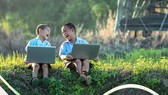 Hội thu sản phẩm công nghệ tặng trẻ khó khăn