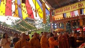 Tưởng niệm các anh hùng, liệt sĩ hy sinh vì nền độc lập dân tộc
