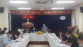 Bà Tô Thị Bích Châu, Ủy viên Ban Thường vụ Thành ủy, Chủ tịch Ủy ban MTTQ Việt Nam TPHCM phát biểu tại cuộc họp
