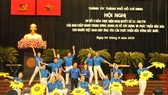 Ca múa nhạc chào mừng Hội nghị. Ảnh: CAO THĂNG