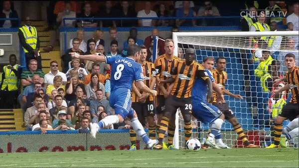 Pha sút phạt đẹp mắt trong lịch sử Chelsea của Lampard, Oscar, Willian, David Luiz, Alonso, Giroud, Barkley