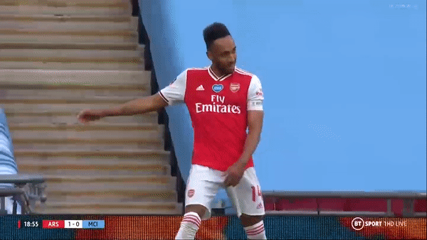 Arsenal - Man City 2-0: Aubameyang lập cú đúp, HLV Mikel Arteta hạ Pep Guardiola giành vé vào chung kết FA Cup