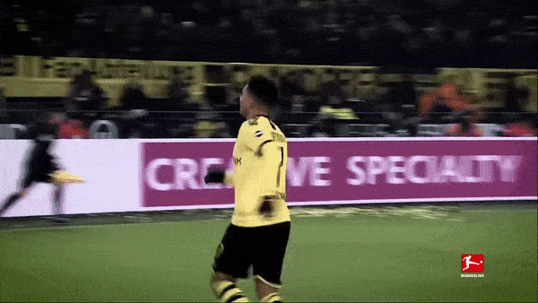 Ngôi sao Jadon Sancho tỏa sáng tại đấu trường Bundesliga 2019-2020