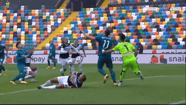 Udinese - AC Milan 1-2: Kessie mở bàn, De Paul gỡ hòa trên chấm penalty, đắng cấp Ibrahimovic lên tiếng