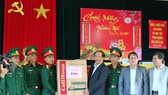 Lãnh đạo tỉnh Quảng Nam thăm chúc tết xã đảo Cù Lao Chàm