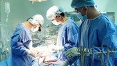 Bệnh viện Chợ Rẫy tiếp tục hỗ trợ kỹ thuật phẫu thuật tim nâng cao cho Bệnh viện Đa khoa Trung ương Cần Thơ