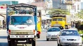 Sẽ khởi tố đối tượng làm giấy tờ giả cho xe hết niên hạn sử dụng