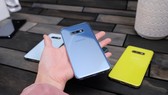 Người dùng có thể đến FPT Shop để dùng thử Galaxy S10