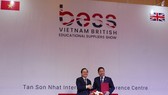 Lãnh đạo Bộ GD-ĐT ký kết hợp tác với lãnh đạo FPT