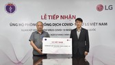 LG tài trợ Việt Nam 10.000 bộ kit xét nghiệm PCR xét nghiệm COVID-19