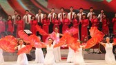 Nghệ sĩ Nhà hát Ca múa nhạc Việt Nam luyện tập nhiều bài hát Triều Tiên