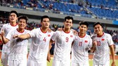 Các cầu thủ U22 Việt Nam tỏa sáng trong cuộc so tài cùng U22 Trung Quốc. Ảnh: Đoàn Nhật