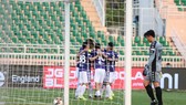 Thủ môn Tiến Dũng đã có trận ra mắt khán giả nhà không như ý. Ảnh: Nguyễn Hoàng