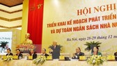 General Secretary of the Communist Party of Vietnam Central Committee Nguyen Phu Trong, President Tran Dai Quang and National Assembly Chairwoman Nguyen Thi Kim Nga attend the Government meeting with localities (Photo: VNA)