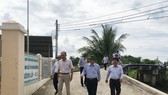 Đoàn công tác Quốc hội khảo sát nhà máy xử lý nước và cung ứng nước sạch Kênh Lấp (huyện Ba Tri, tỉnh Bến Tre)