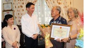 Người cao tuổi là tấm gương sáng cho con cháu