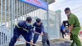Tuổi trẻ Công an TPHCM thực hiện bê tông hóa tuyến hẻm tại huyện Bình Chánh