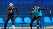 Rashford và Trent Alexander-Arnold vui vẻ tập luyện trước vòng tứ kết.