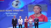 Các cầu thủ nữ đoạt danh hiệu cao nhất ở cuộc bầu chọn năm 2021. Ảnh: DŨNG PHƯƠNG