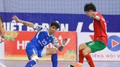 Sahako FC (áo xanh) có chiến thắng cách biệt 4-0 ở trận ra quân