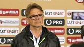 HLV Philippe Troussier: “Trọng tài không mắc sai lầm ở hai tình huống rút thẻ đỏ”