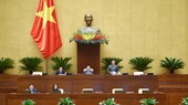 Lãnh đạo Quốc hội điều hành phiên thảo luận chiều 8-11. ẢNH: QUANG PHÚC