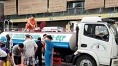 Tanker still provides water to residents in Hanoi (Photo: SGGP)