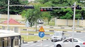 Learners of a driving training center are learning a hypothetical traffic situation (Photo: SGGP)