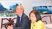 Vietnamese, int'l experts in Switz share experience in digital transformation