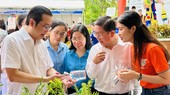 HCMC’s District 10 determined to say no to non-degradable plastic bags