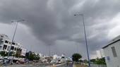 Downpours, blustery winds to hit whole country on holidays