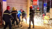 Seven people rescued from beauty salon fire in HCMC